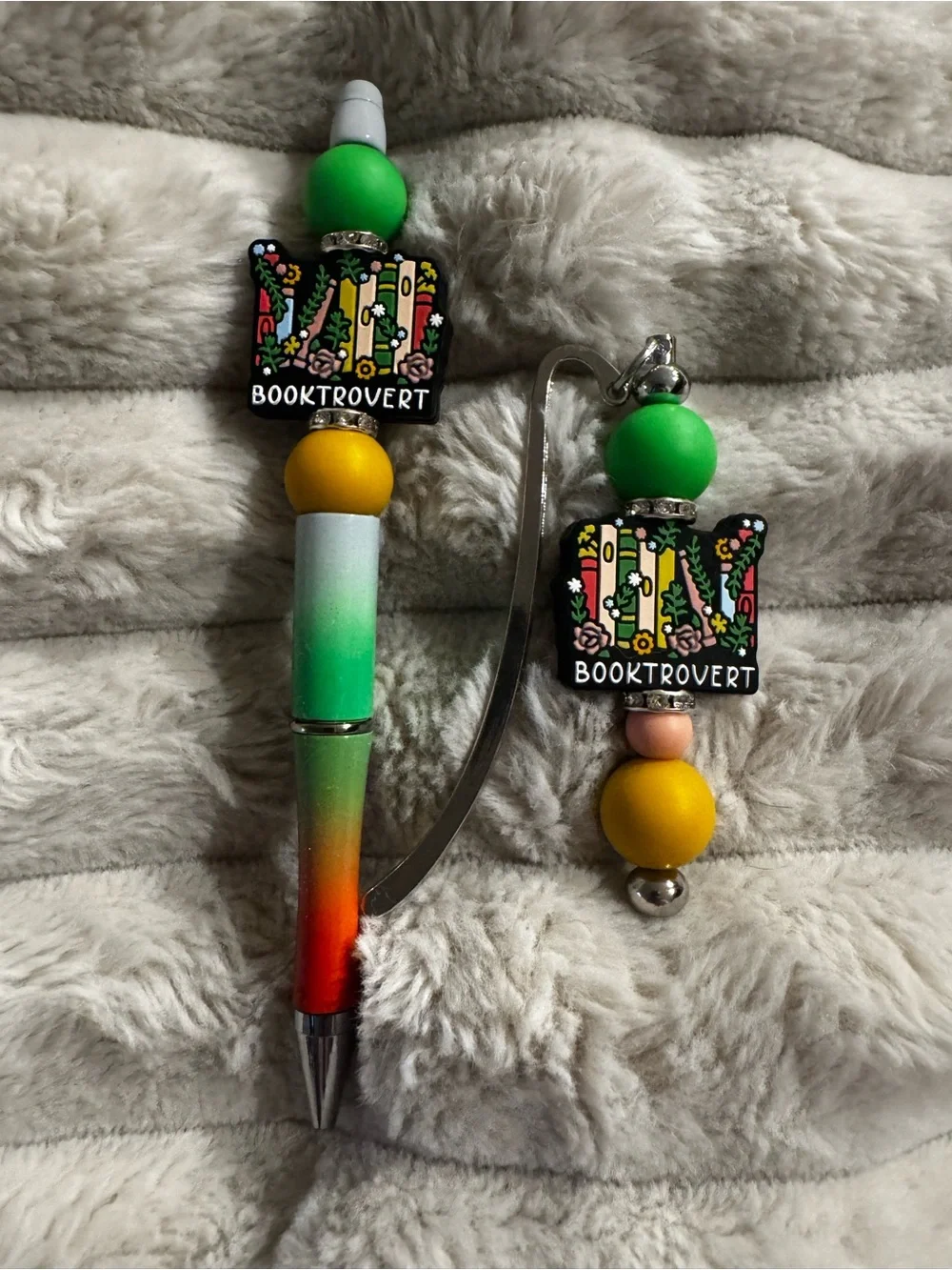Booktrovert Beaded Pen & Bookmark Set